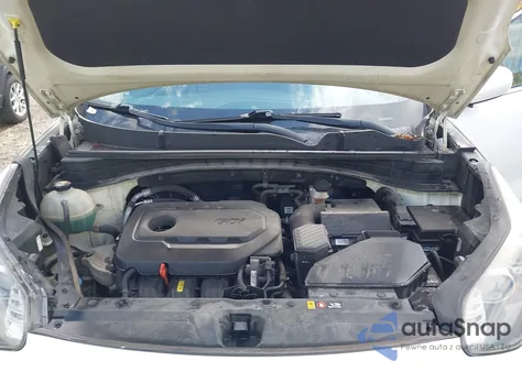 2017 Kia Sportage Lx z USA, uszkodzony, nr VIN KNDPMCAC3H7078451